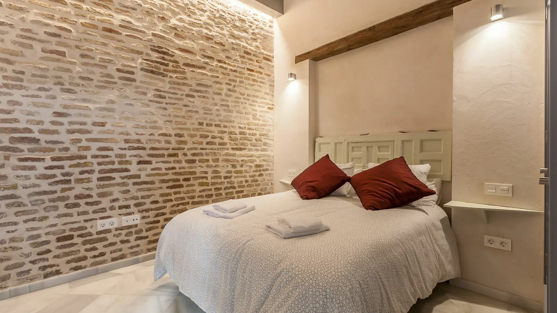 Apartamentos Tintes12 Seville