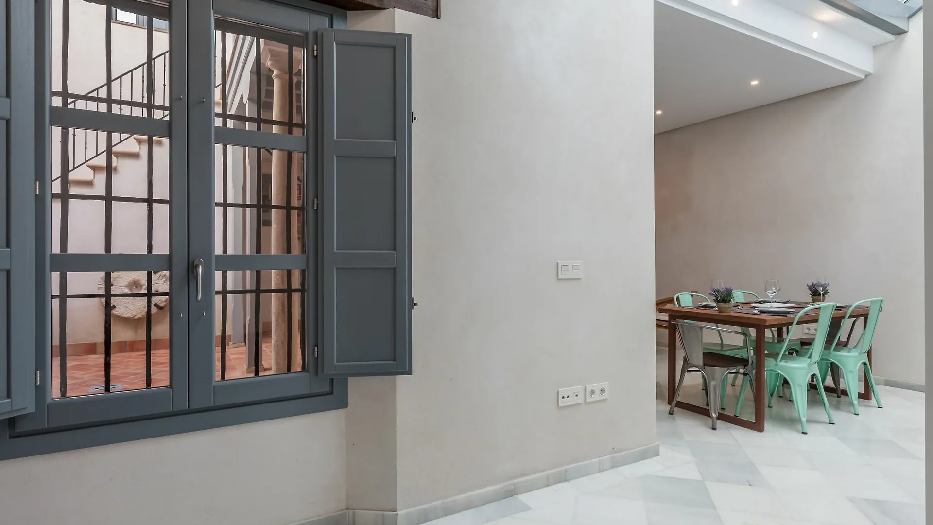 Apartamentos Tintes12 Seville Apartment